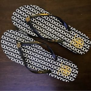 Tory Burch Chain Pattern Flip Flops